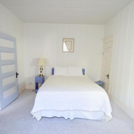 Brown & Hawkins Historical Apartments ซูเวิร์ด ภายนอก รูปภาพ