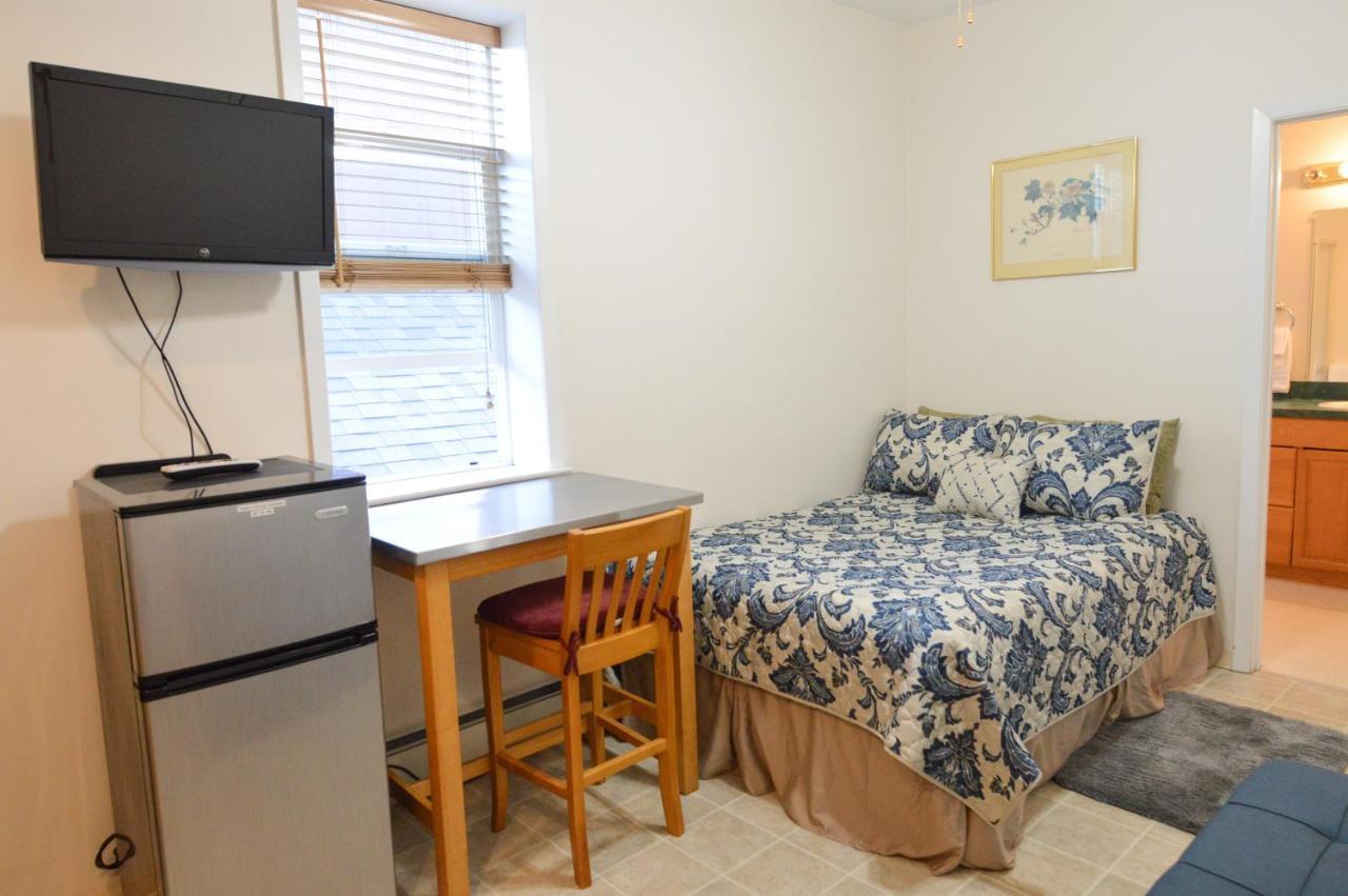 Brown & Hawkins Historical Apartments ซูเวิร์ด ภายนอก รูปภาพ